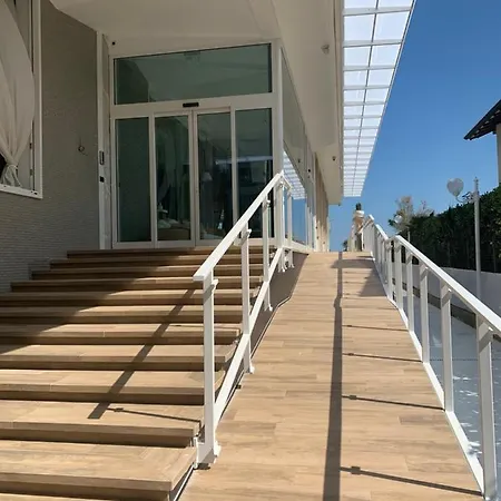 호텔 유니버소 3*