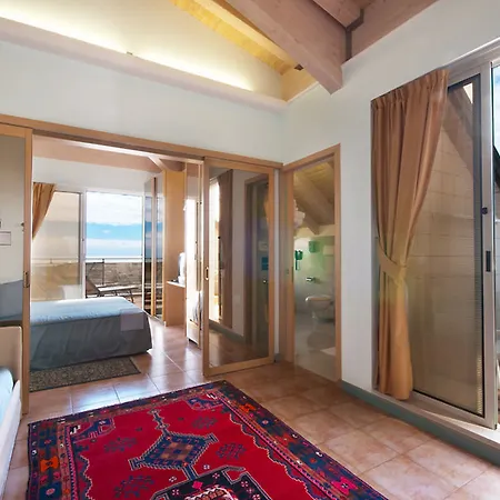 Hotel Universo
